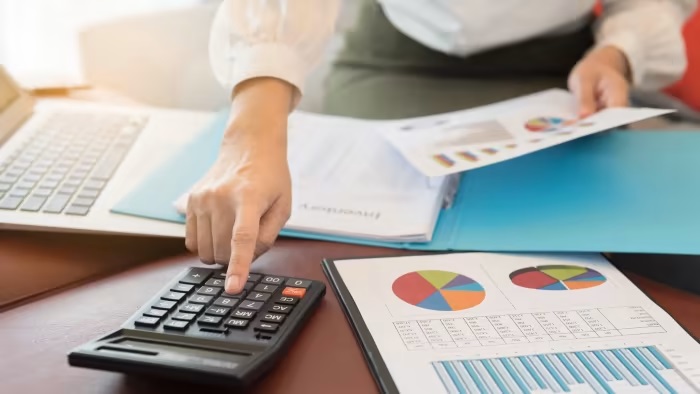 Credit Unions vs. Banks: What’s the Difference?