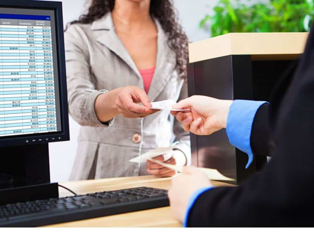 5 Key Benefits That Highlight the Value of CRM in Banking